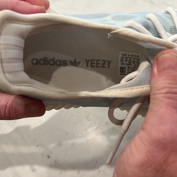 Adidas Yeezy Boost 350 V2 “Mono ICE” tennis shoes, men’s 7.5. - Picture 4 of 7